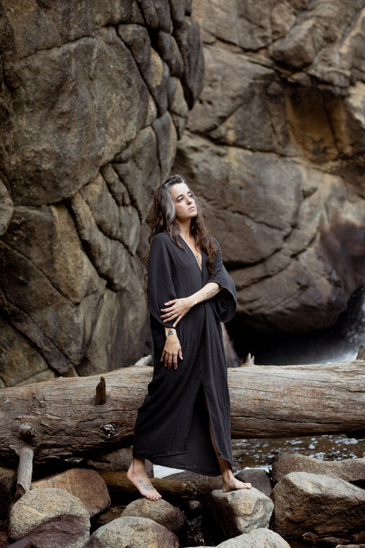 Nina Kaftan in Black