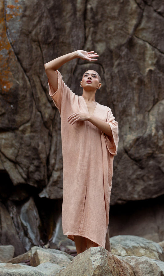 Nina Kaftan in Sandstone